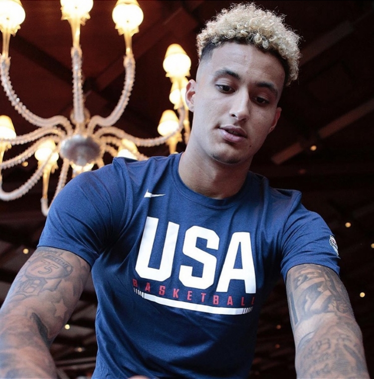 足球巴萨传奇出山担任俱乐部高层（巴萨名宿回归出任俱乐部高层）