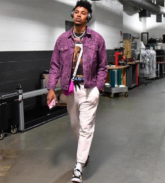 经典再现，皇家社会前锋巴雷内切亚半场吊射破门（半场神仙球！皇家社会前锋巴雷内切亚中圈吊射破网）