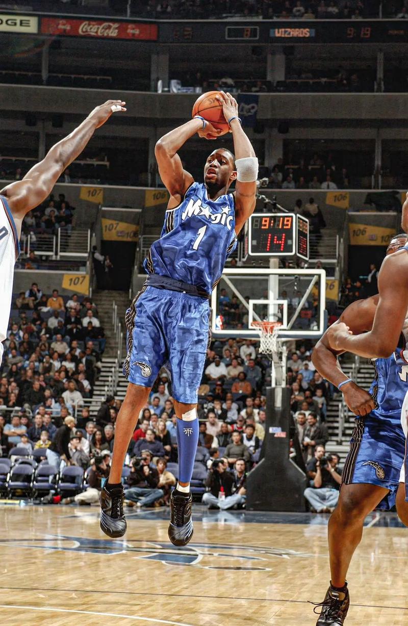 斯基拉：小马尔蒂尼可能先租后买离开亚特兰大，都灵已问价（斯基拉：都灵已询价小马尔蒂尼，亚特兰大或接受先租后买离队方案）