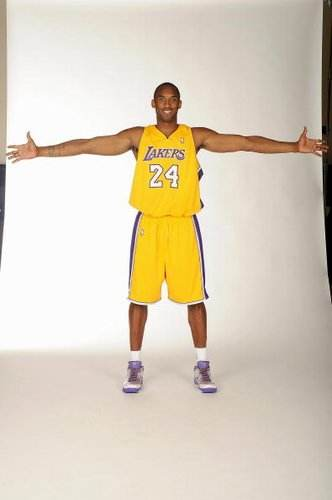 摩根：C罗专访首批片段将于北京时间今晚10点发布（摩根称C罗专访首批片段今晚22：00（北京时间）上线）