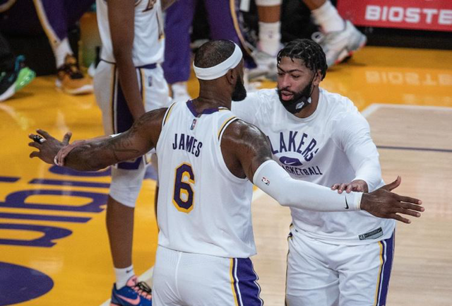 埃梅里神了：大黑马阿斯顿维拉豪取6连胜，力压切尔西升至联赛第三（埃梅里太强！阿斯顿维拉强势斩获六连胜，反超切尔西跻身联赛前三）