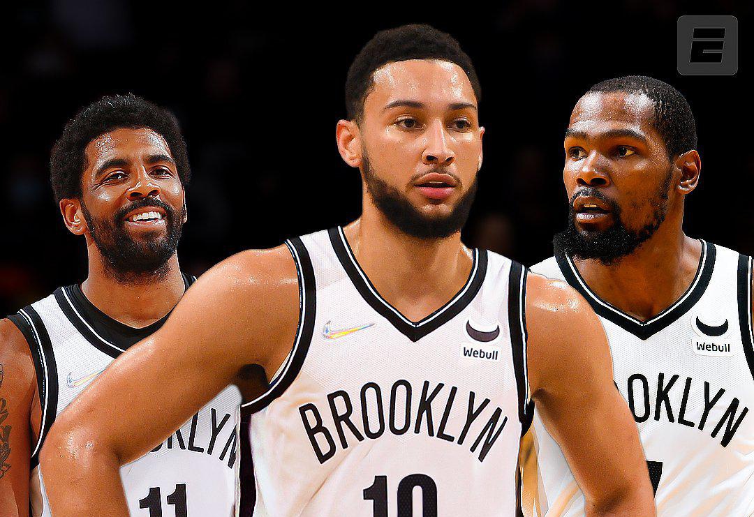 萨拉赫无缘利物浦欧冠名单，斯洛特称俱乐部必须作出回应；此前萨拉赫因未首发炮轰球队（萨拉赫落选利物浦欧冠名单，斯洛特称俱乐部须作出回应；其此前因未获首发曾公开抨击球队）